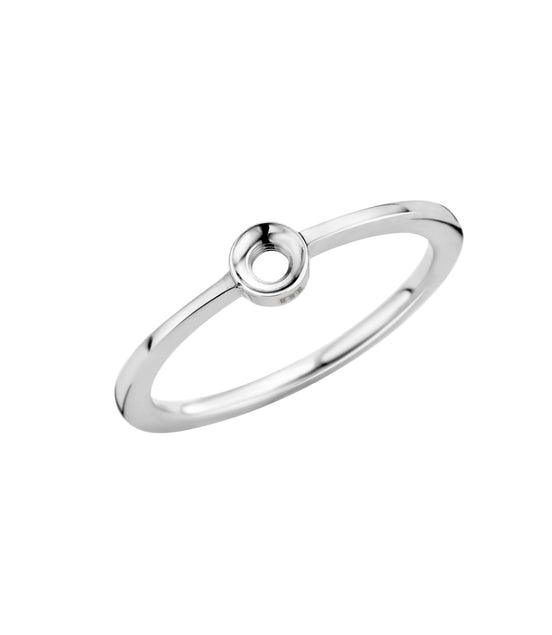 Melano Twisted Petite Ring